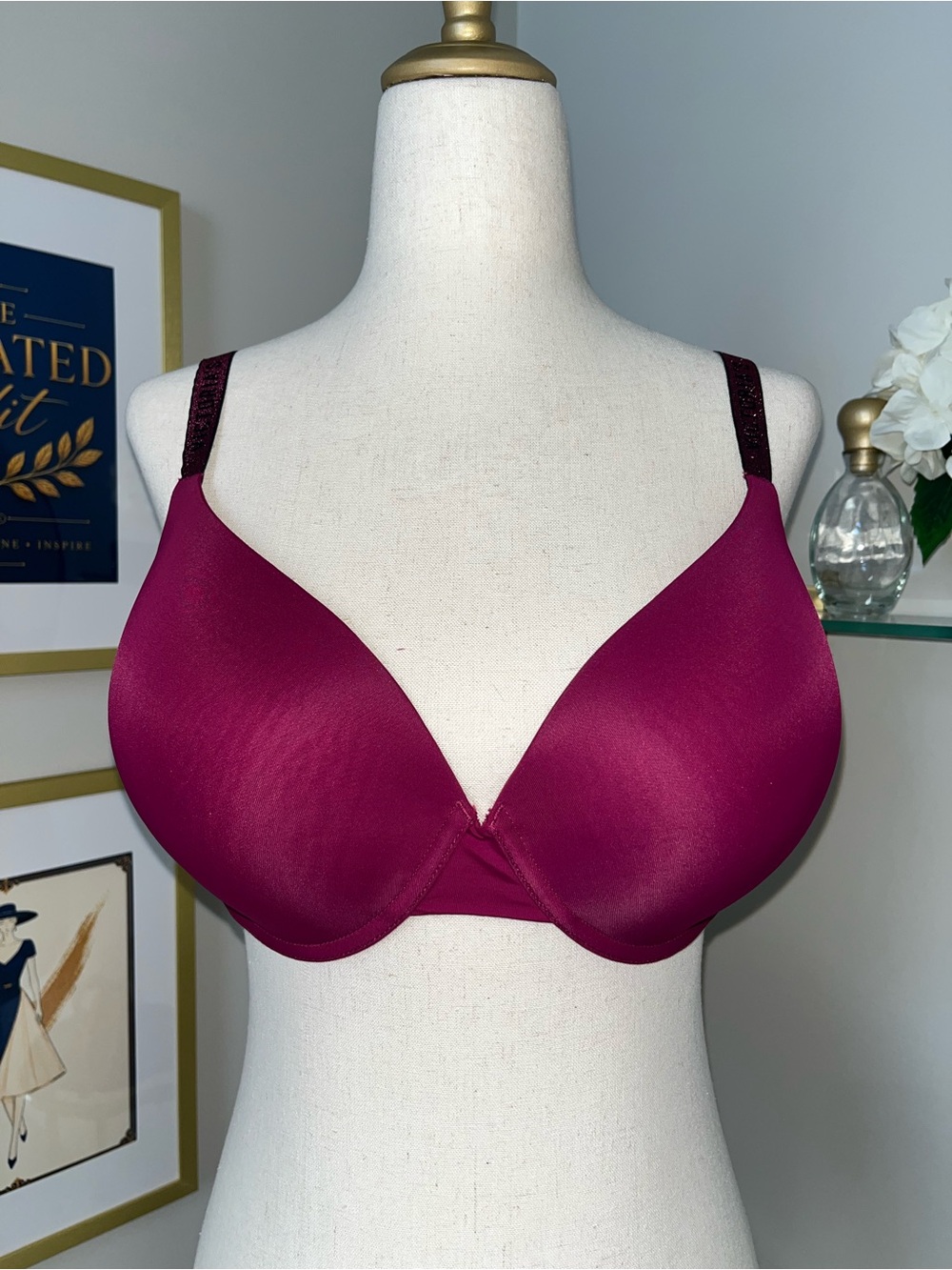 Victoria’s Secret T-Shirt Lightly Lined Demi Shine Strap Bra | 34DDD